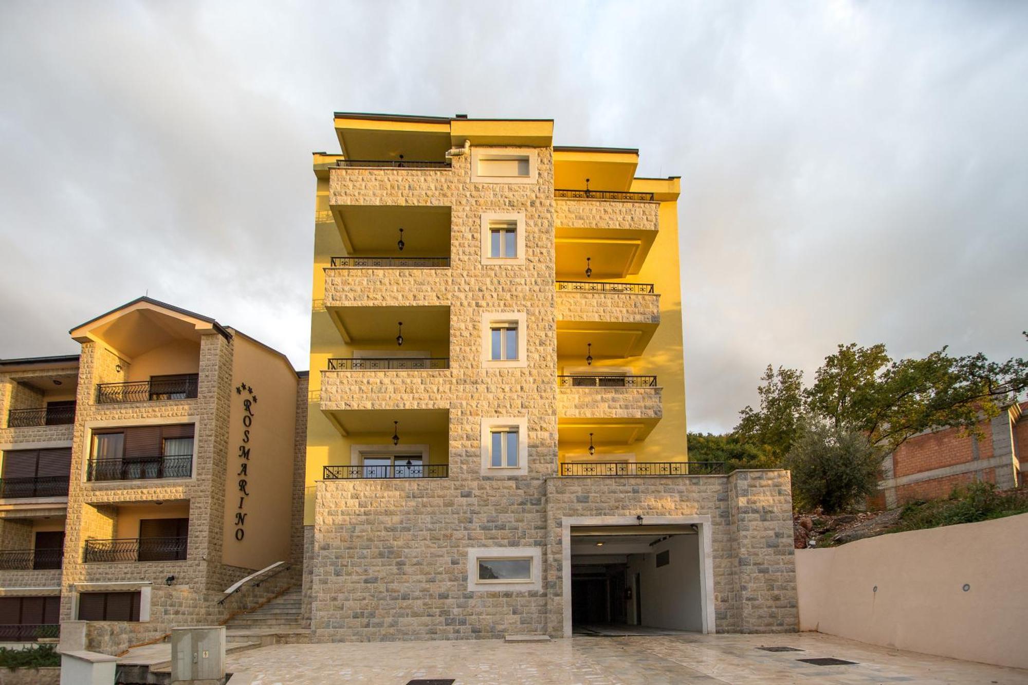 Lux Apartment Amarin Pržno 外观 照片